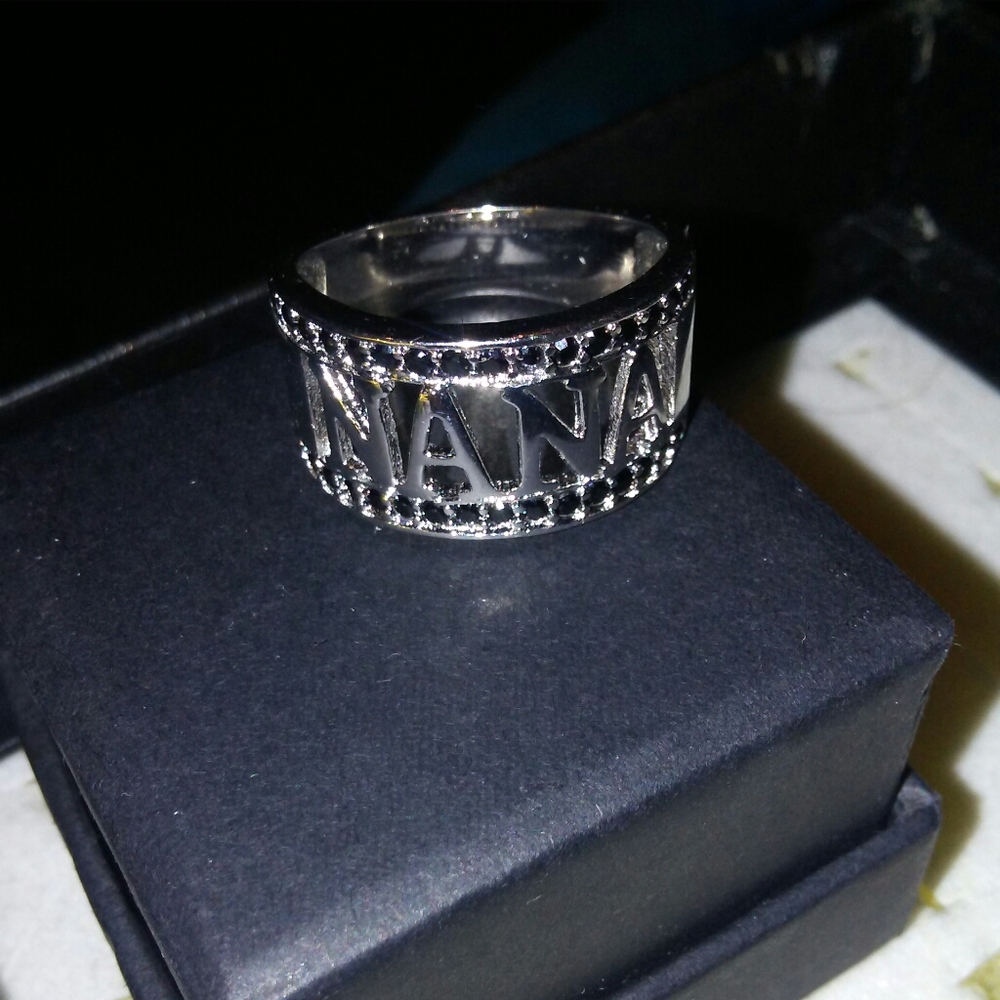 A gift for NANA Ring